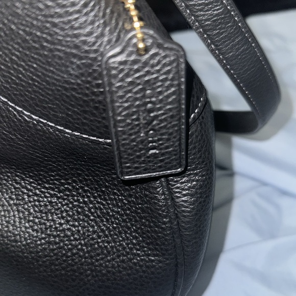 Coach - Picture 4 of 10